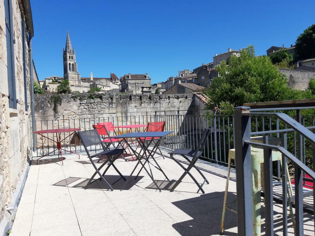 Les Logis Des Vignobles Saint Emilion En Duplex N 2 Avec Terrasse Apartment Exterior photo